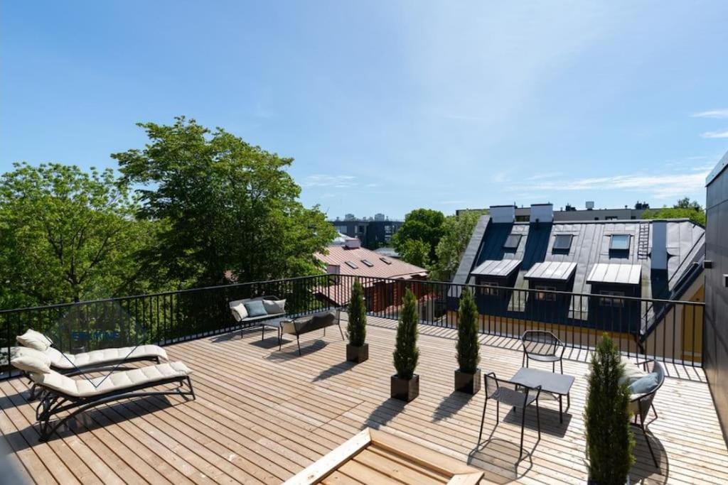 Urban-Glam City Centre Studio With A Gym And Terrace Tallinn Ngoại thất bức ảnh
